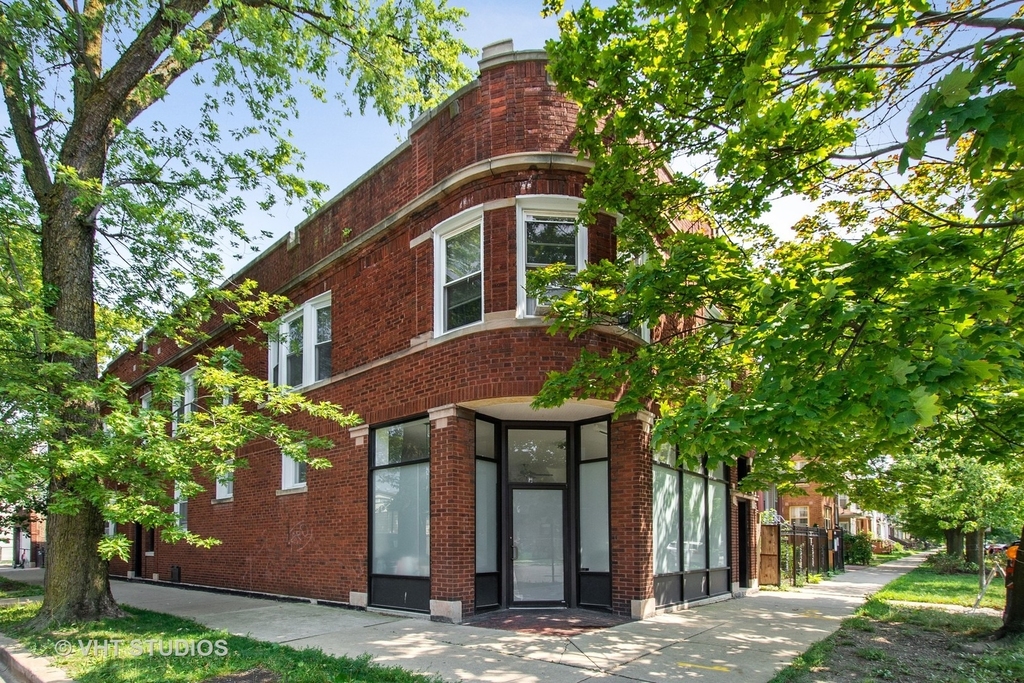 2959 N Springfield Avenue - Photo 0