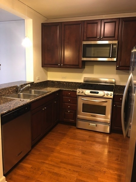 420 E Waterside Drive - Photo 1