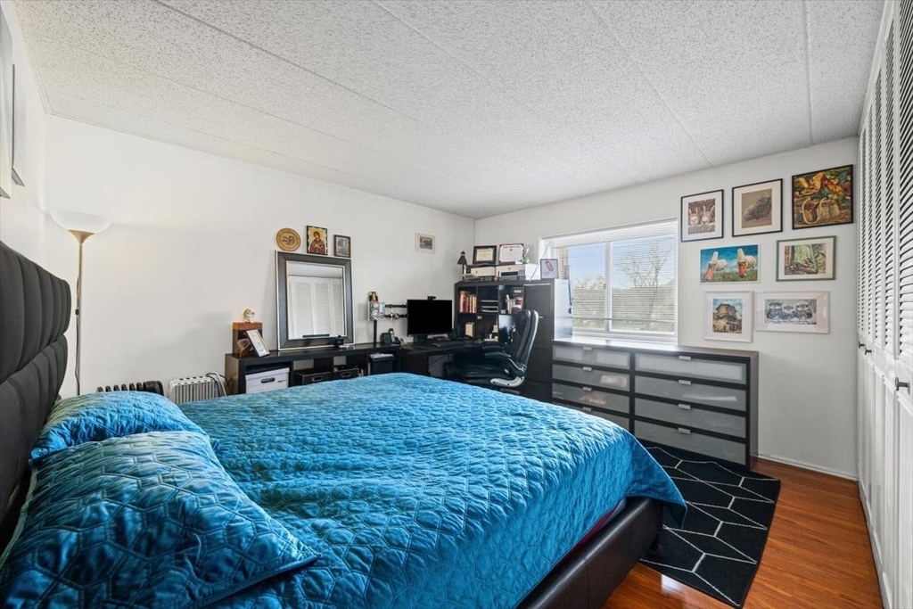 3223 W Parkway Drive - Photo 14