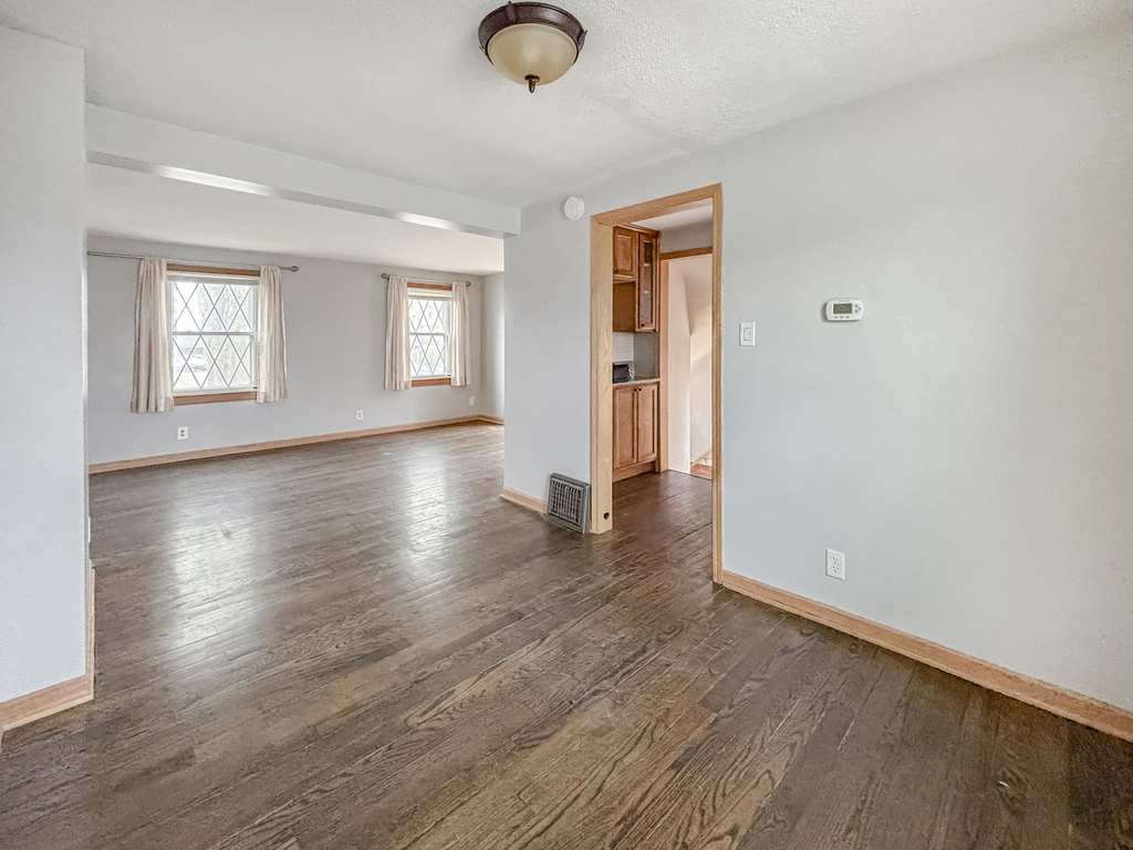 5156 W 63rd Place - Photo 7
