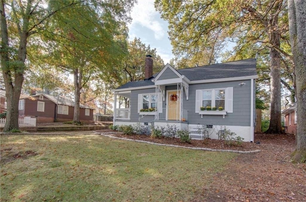 1426 Clermont Avenue - Photo 1