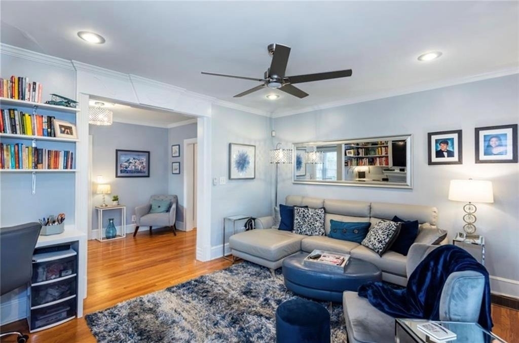 1426 Clermont Avenue - Photo 4