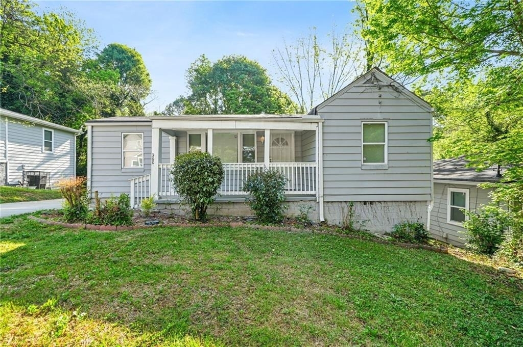 360 Betsy Avenue Sw - Photo 1