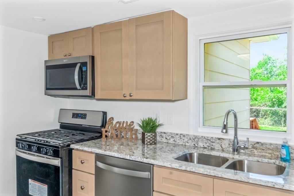 204 Mill - Photo 19