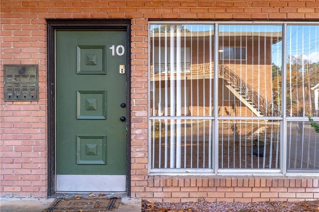 1135 Woodland Avenue Ne - Photo 1