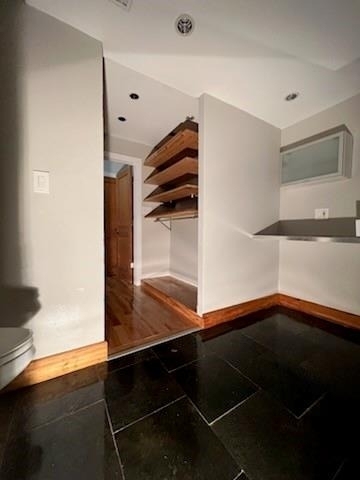 566 Rankin Street Ne - Photo 3