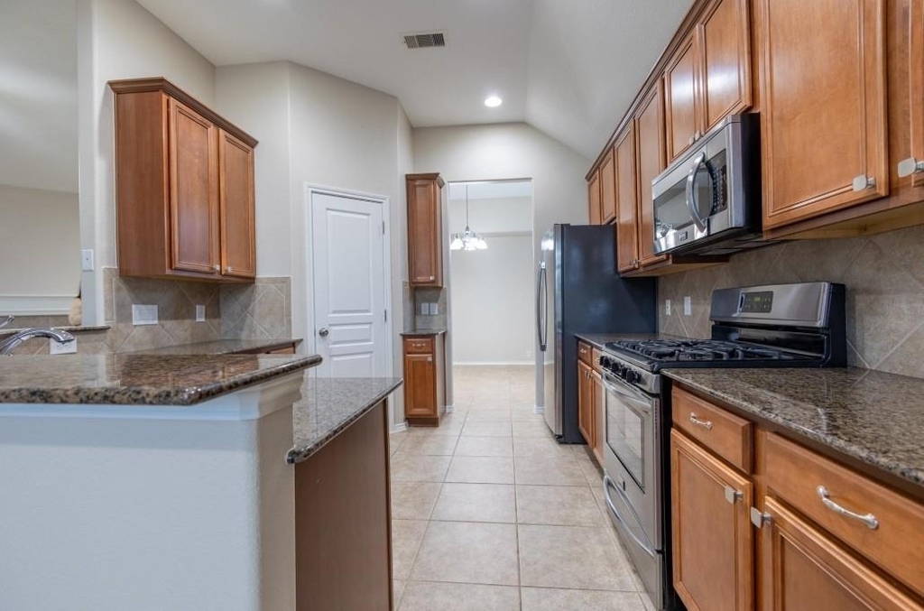 5402 Hickory Harvest Drive - Photo 3