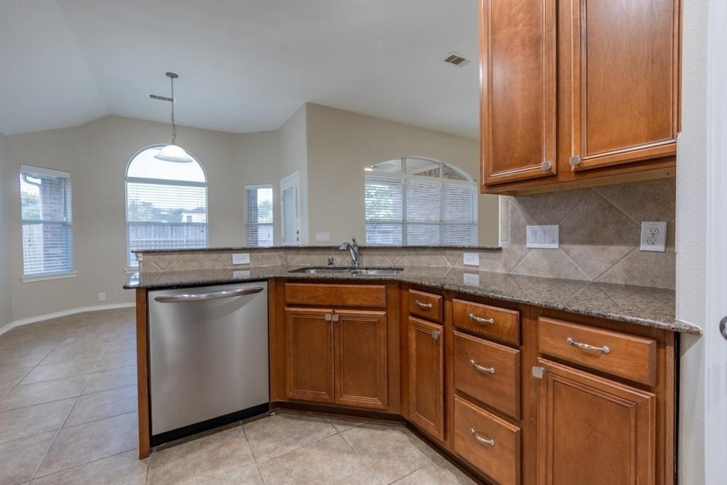 5402 Hickory Harvest Drive - Photo 4