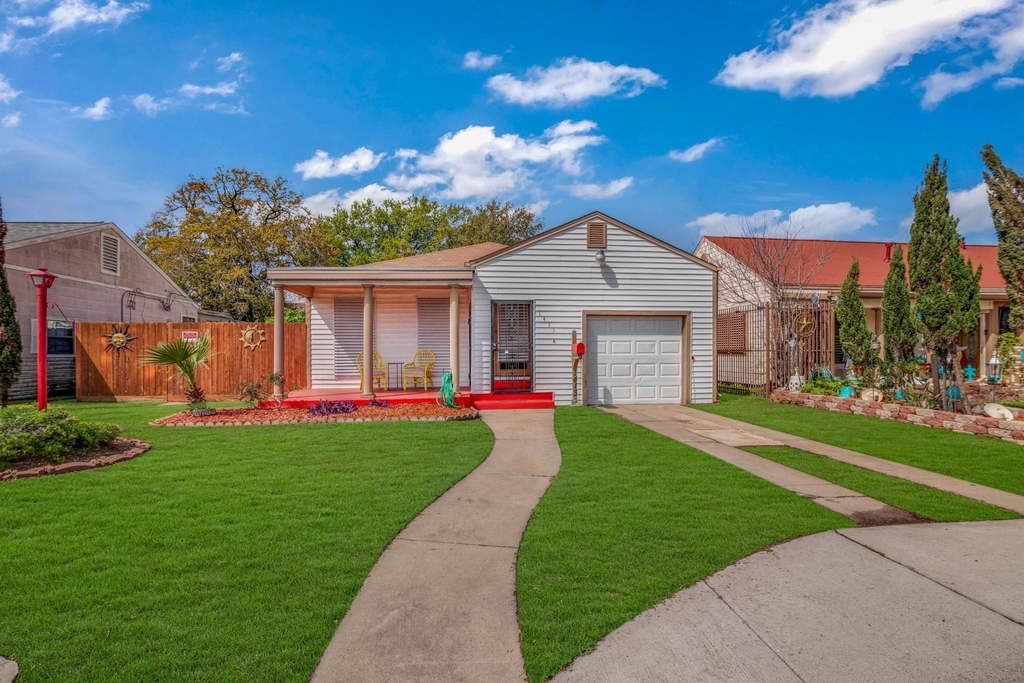 1413 53rd Street - Photo 3