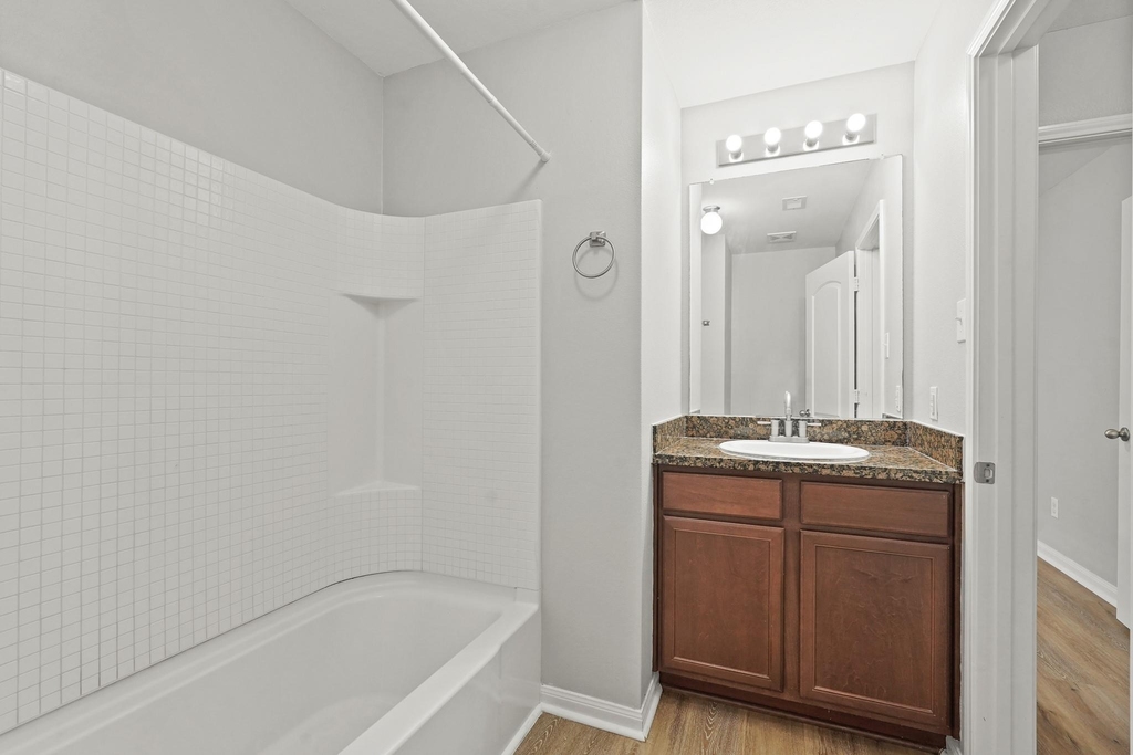 7126 Montclair Peak Lane - Photo 3