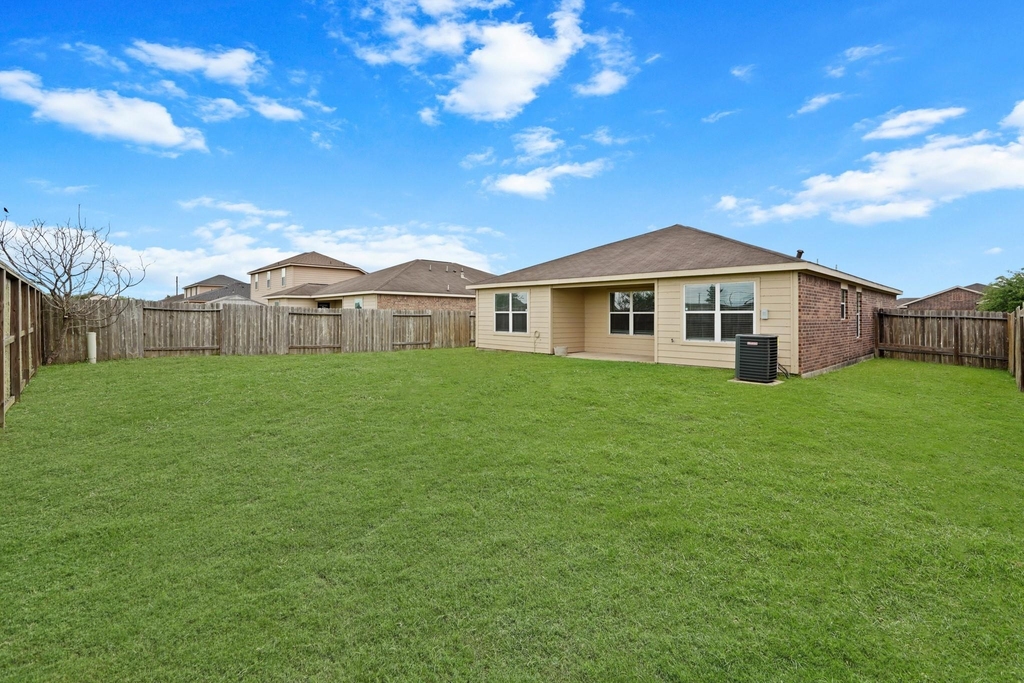 7126 Montclair Peak Lane - Photo 15