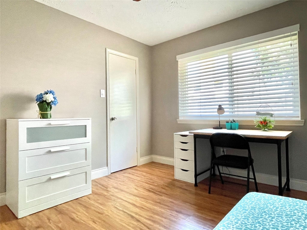 3023 Sam Houston Drive - Photo 24