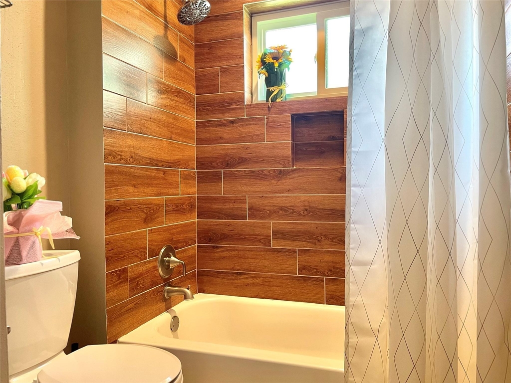 3023 Sam Houston Drive - Photo 18