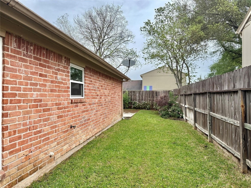 3023 Sam Houston Drive - Photo 29