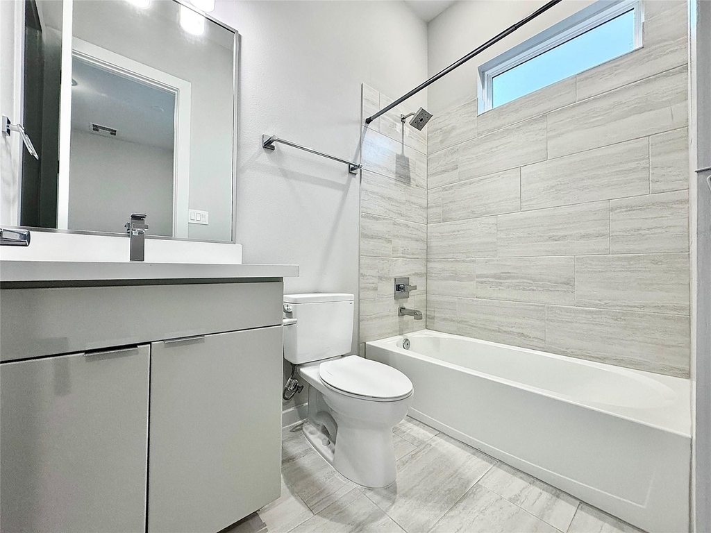 5815 Fairdale Lane - Photo 17