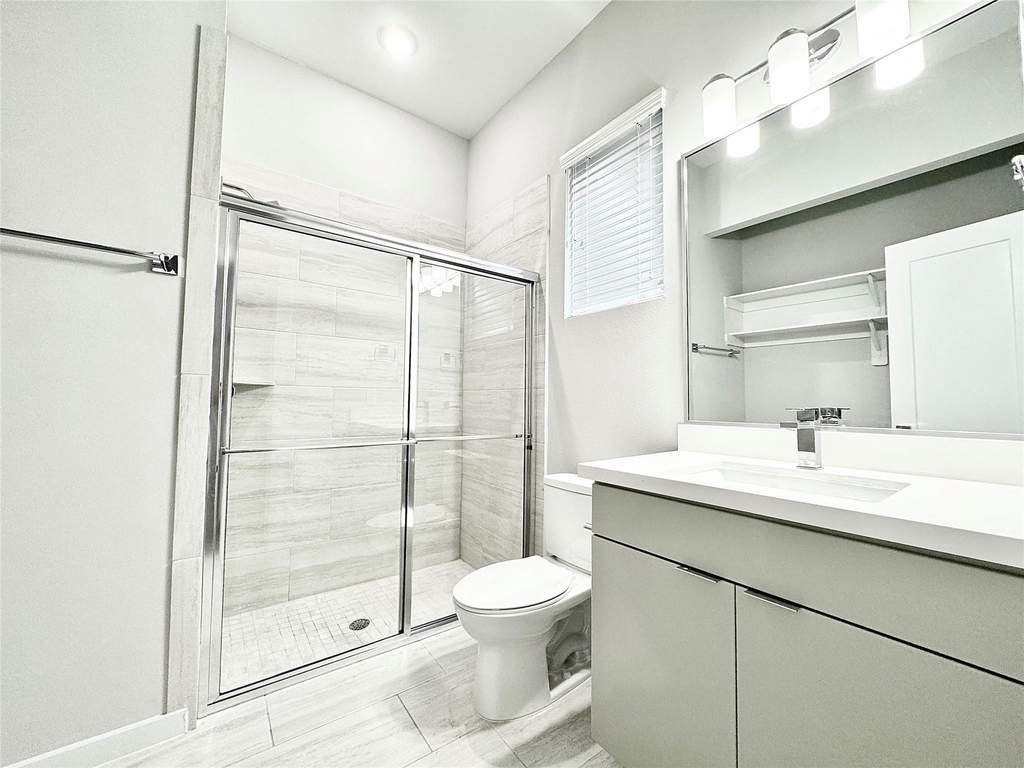 5815 Fairdale Lane - Photo 3