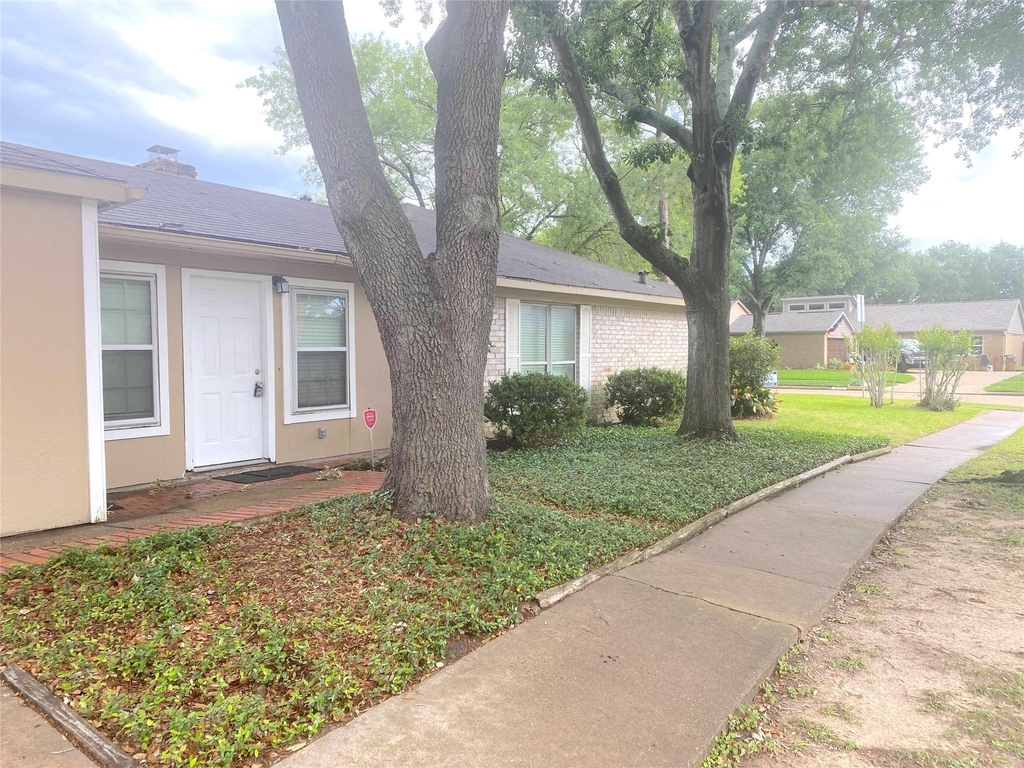 22303 N Fork Drive - Photo 1