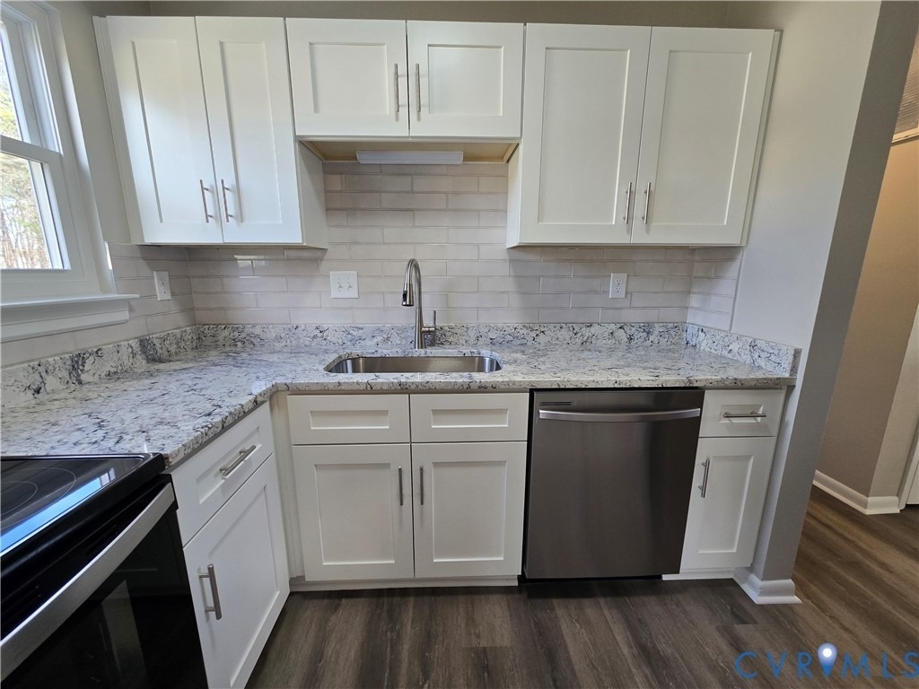 10200 Stroud Lane - Photo 14