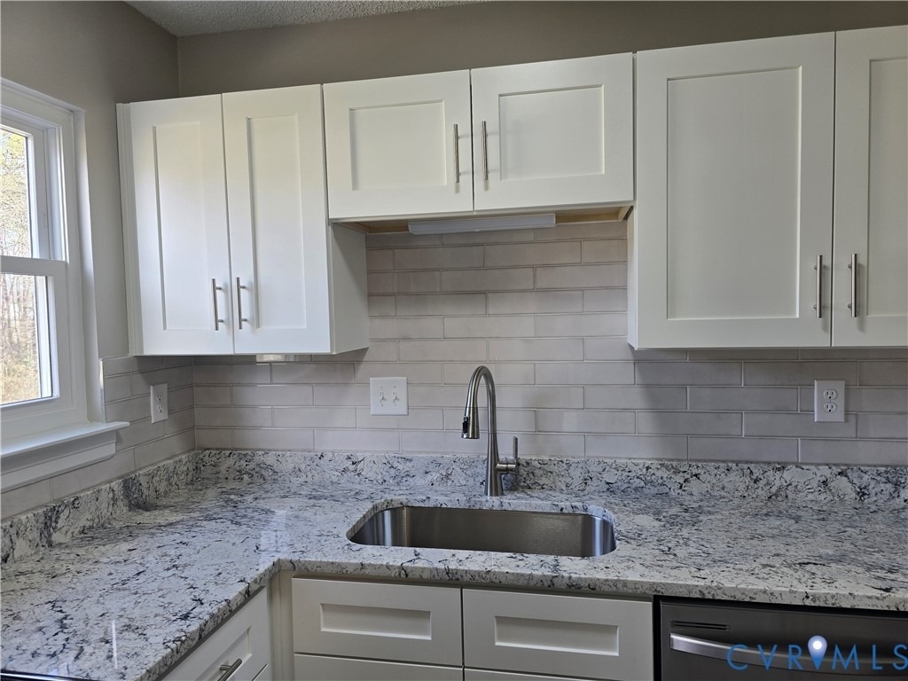 10200 Stroud Lane - Photo 13