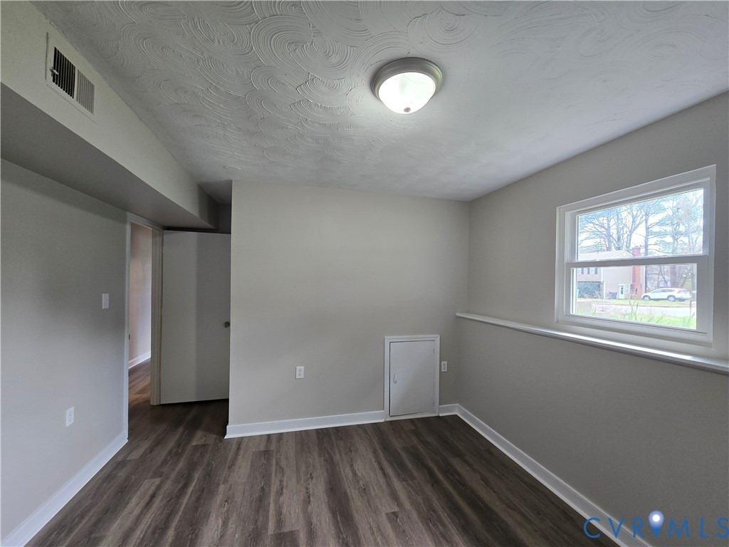 10200 Stroud Lane - Photo 25