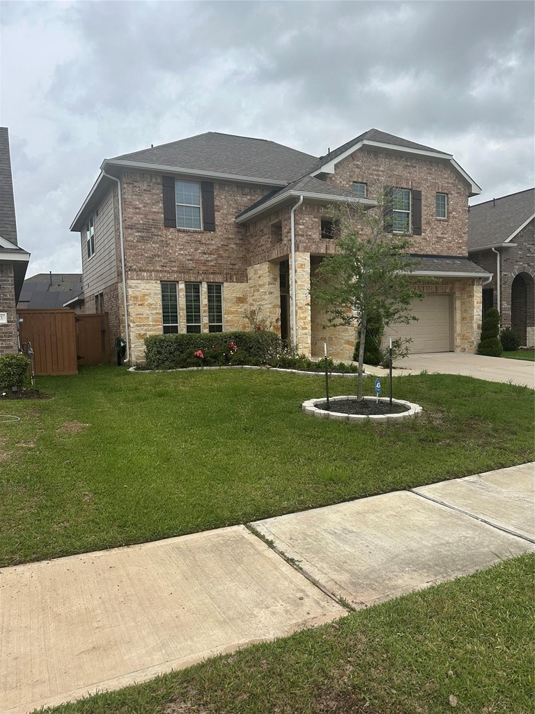 1617 Darwin Cedar Drive - Photo 1