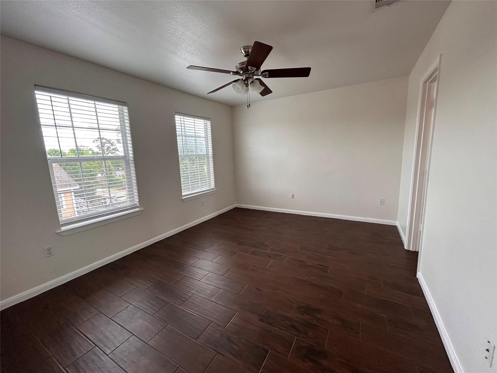 6837 Larkstone Street - Photo 9