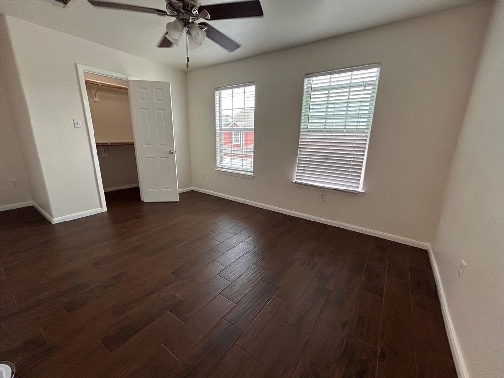 6837 Larkstone Street - Photo 14