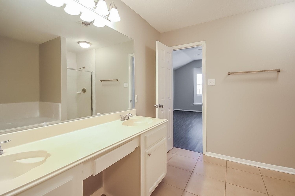 19719 Morning Glory Terrace Court - Photo 13