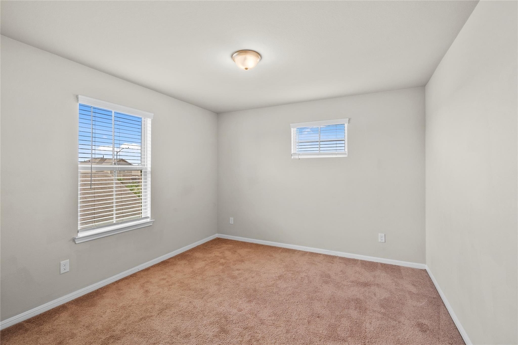 13427 Hawick Terrace Lane - Photo 4