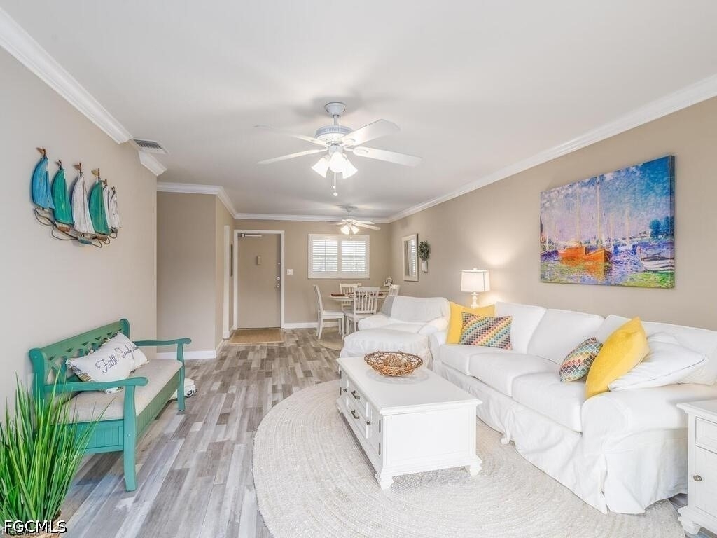 1010 Tropic Terrace - Photo 5