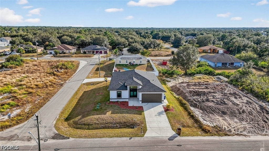 2513 69th Street W - Photo 26