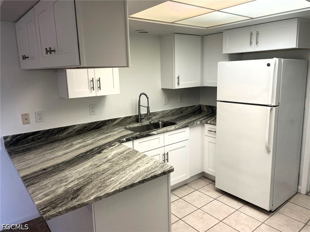 104 Se 16th Place - Photo 1