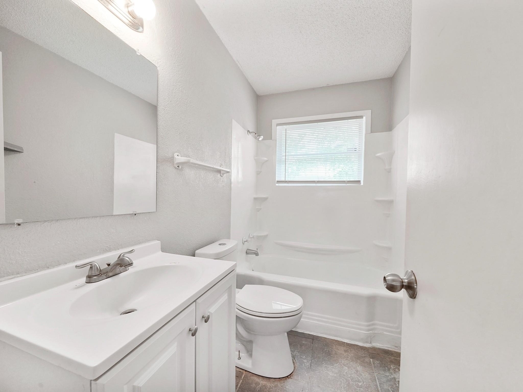 3006 14th Avenue N - Photo 13