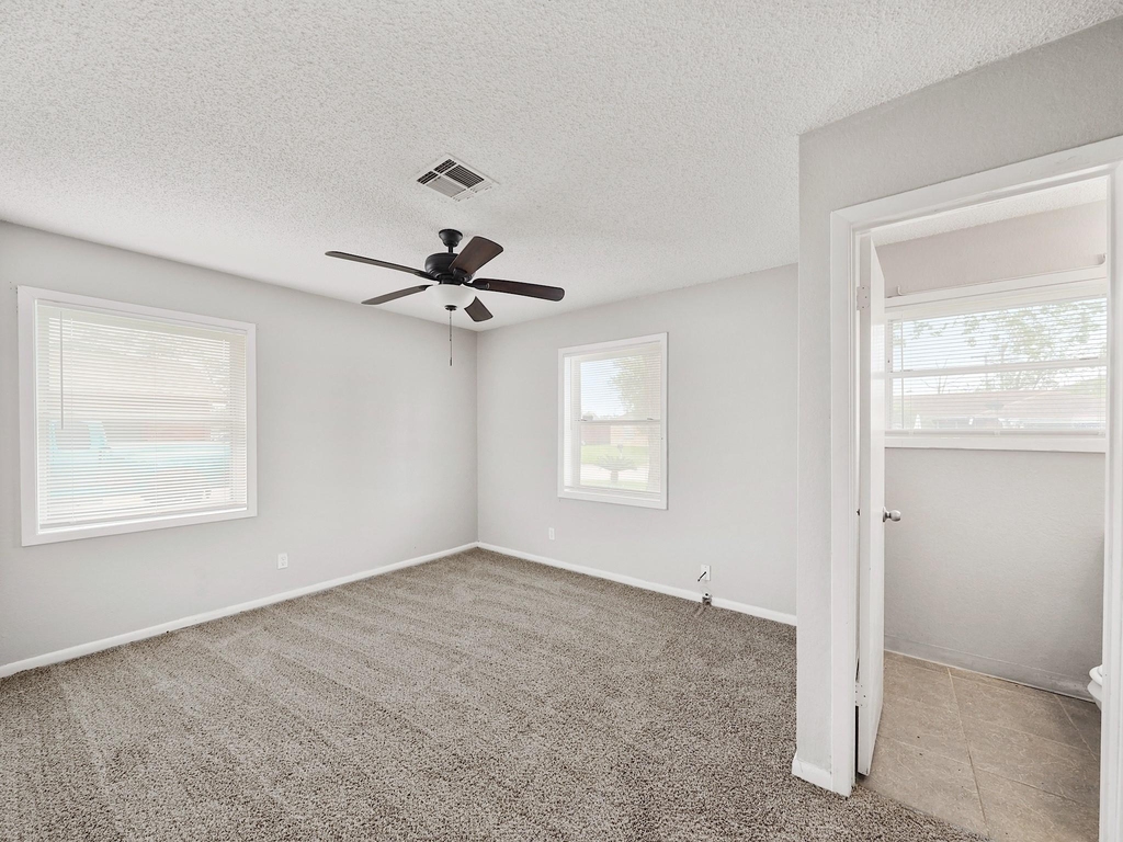 3006 14th Avenue N - Photo 14