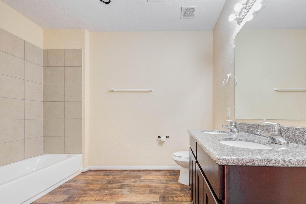 8605 Beviamo Street - Photo 17