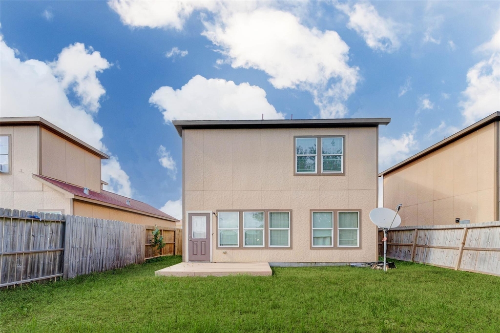 8605 Beviamo Street - Photo 7