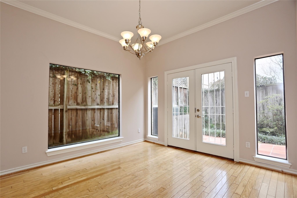 1721 Potomac Drive - Photo 4