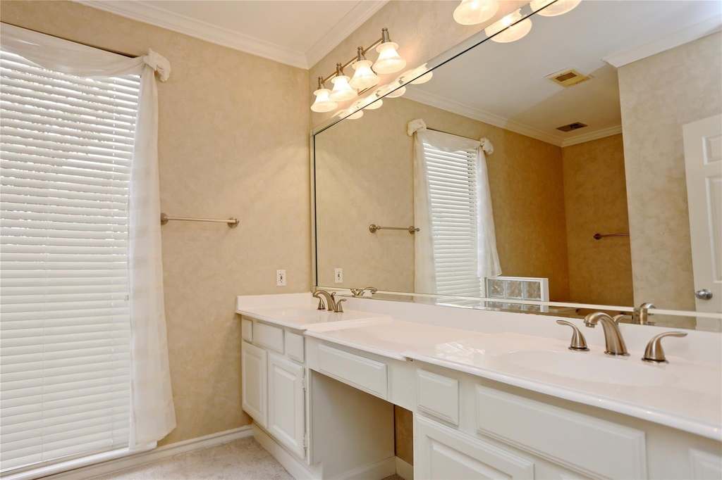1721 Potomac Drive - Photo 7