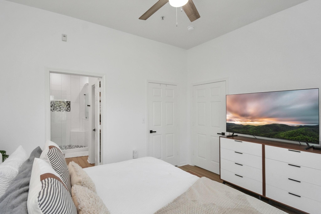 1441 East Street - Photo 11