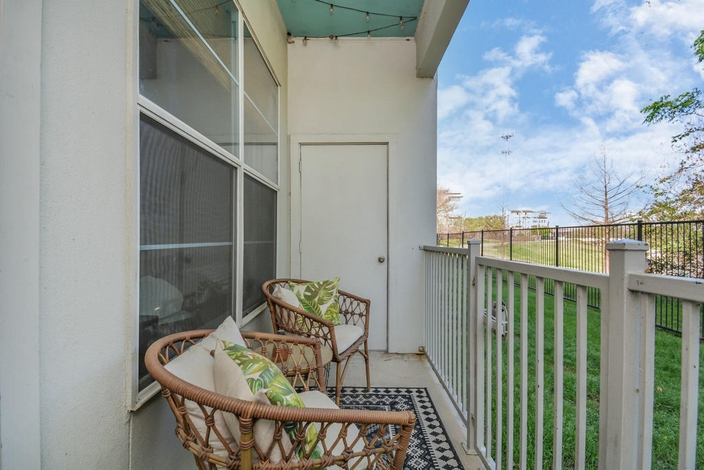 1441 East Street - Photo 22
