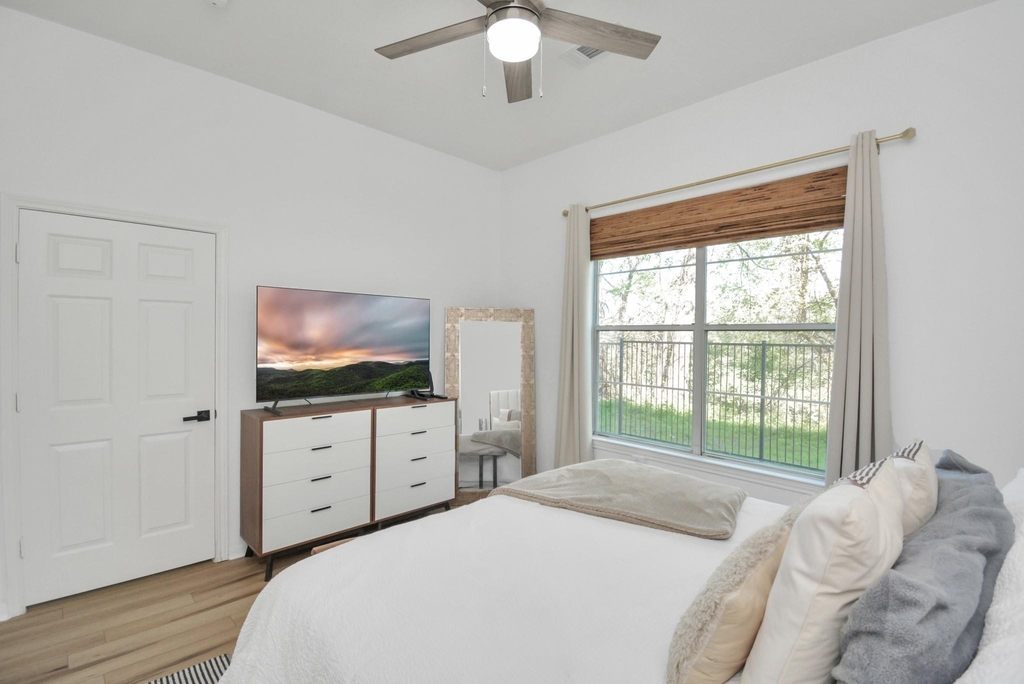 1441 East Street - Photo 10