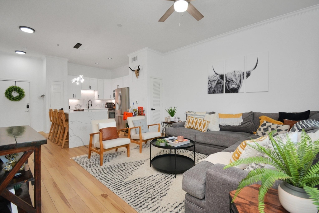 1441 East Street - Photo 0
