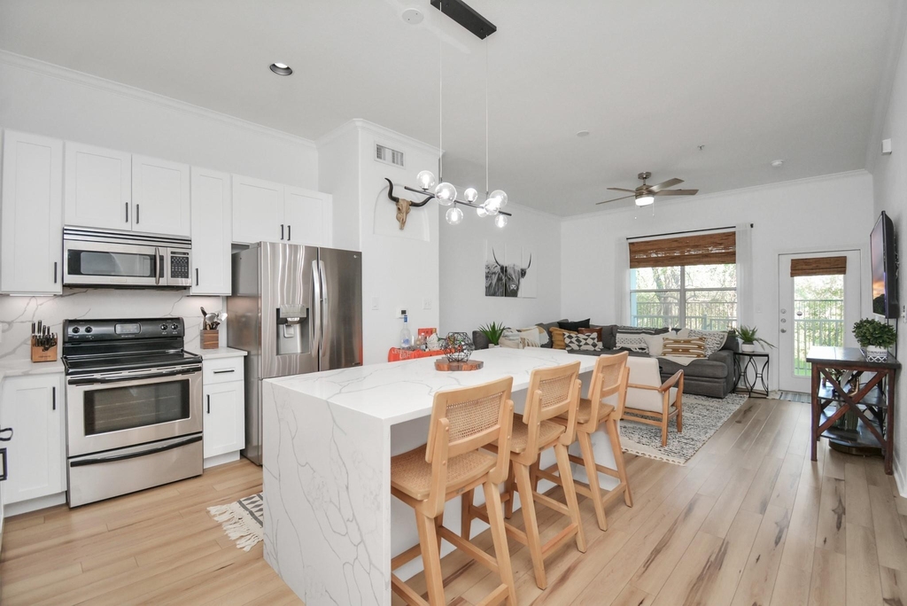 1441 East Street - Photo 1