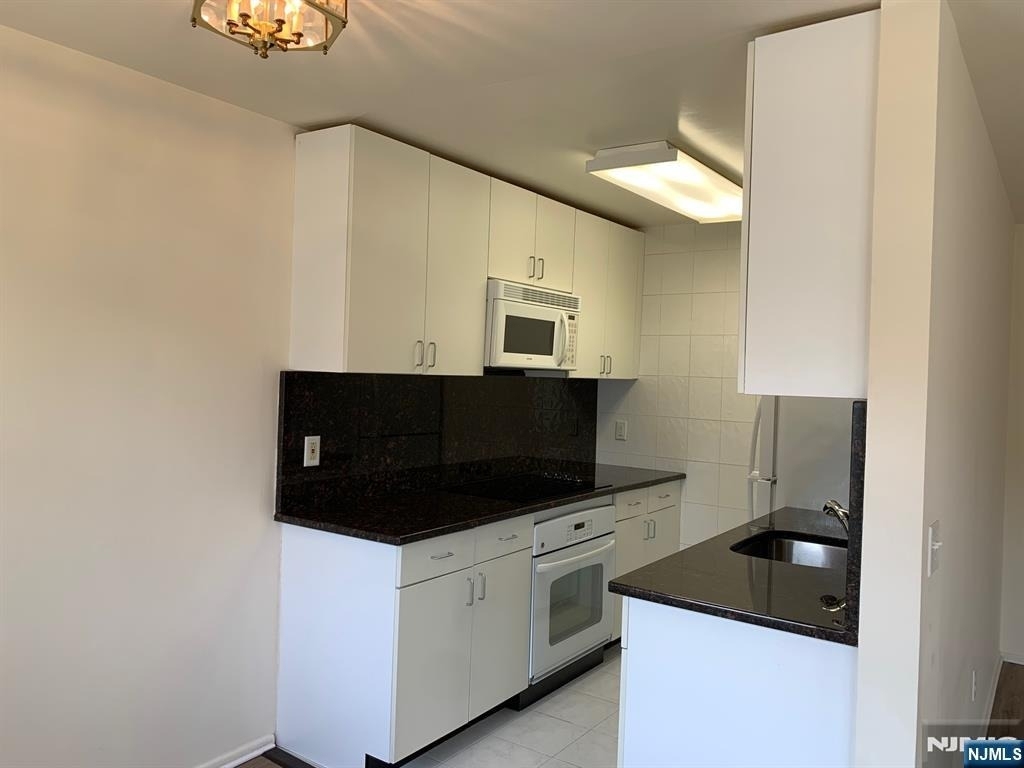 153 Park - Photo 11