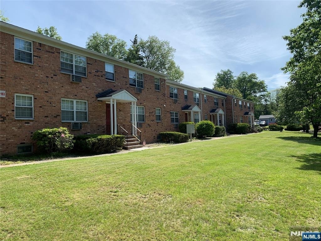 153 Park - Photo 20