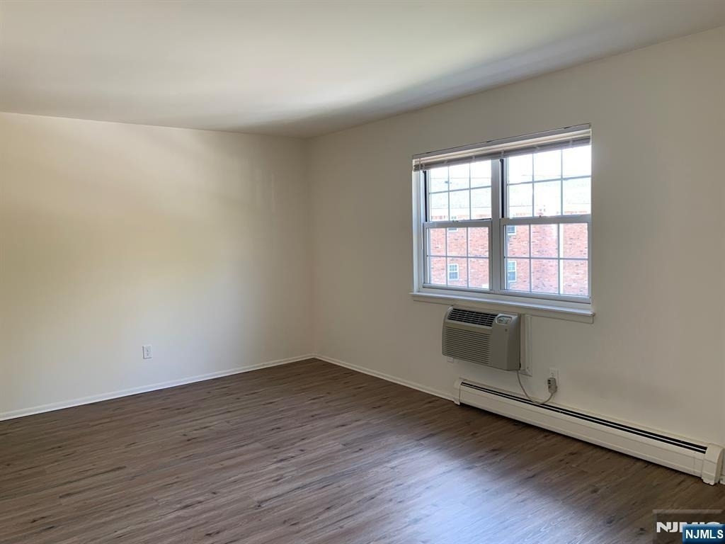 153 Park - Photo 17