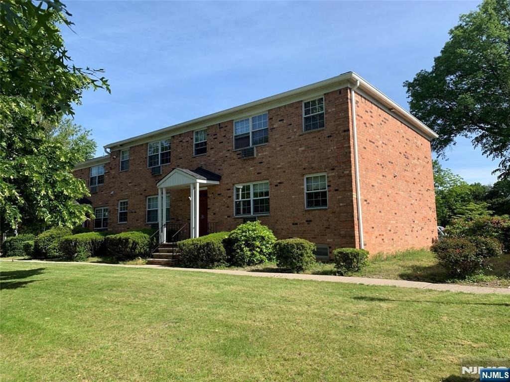 153 Park - Photo 19