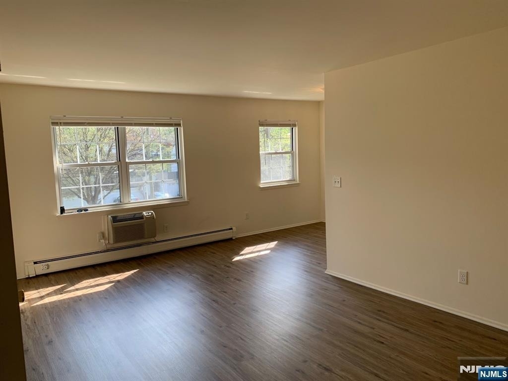 153 Park - Photo 10