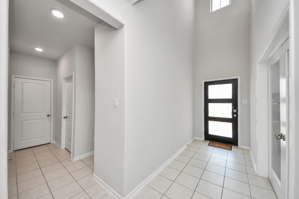 10618 Amador Peak Drive - Photo 7