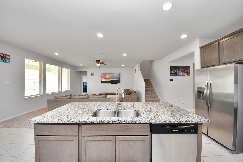 10618 Amador Peak Drive - Photo 14